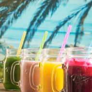 Juice Bars & Smoothie Kiosk Equipment – Blenders & Fridges