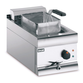Commercial Pasta Cooker | Electric Countertop Single Tank | Silverlink 600 | Lincat PB33