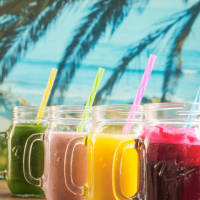 Juice Bars & Smoothie Kiosks