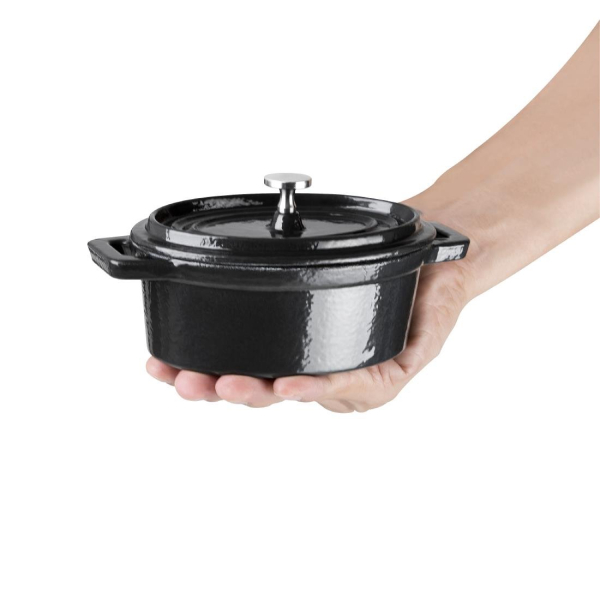 Cast Iron Oval Mini Pot Y264