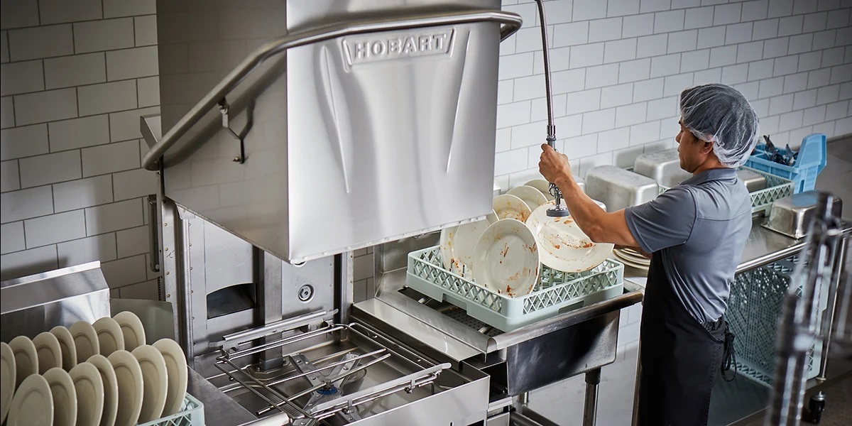 Why Choose a Commercial Dishwasher